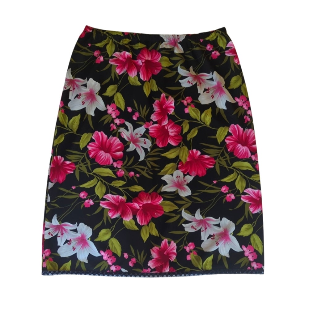 Boutique Europa Floral Tropical Knee Length Skirt 16W Black Pink